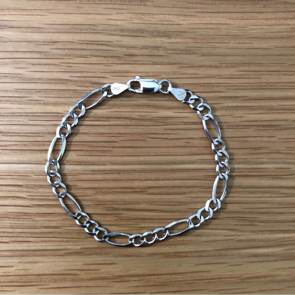 Vintage Sterling Silver 8” Figaro Chain Bracelet